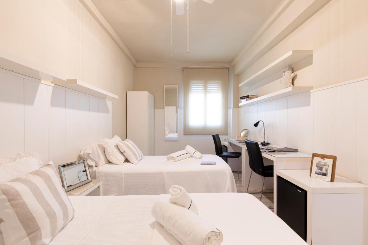 Ar Residencia Estudiantil Barcelona Exteriör bild